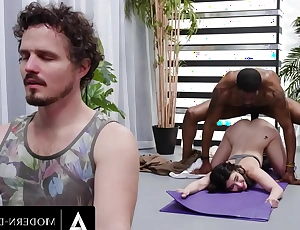 MODERN-DAY SINS - Jane Wilde Enjoys INTERRACIAL PUBLIC SEX In Yoga Class Behind Her BF's Back!