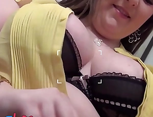 Fat uk babe in arms sucks fake producers cock to become a superstar